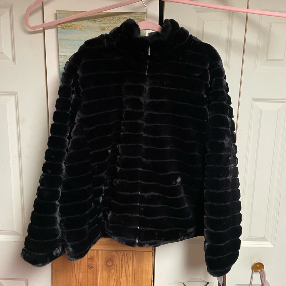 Black weatherproof coat NEVER worn 3x